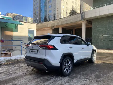 Toyota RAV4 2022 года за 23 000 000 тг. в Алматы – фото 15