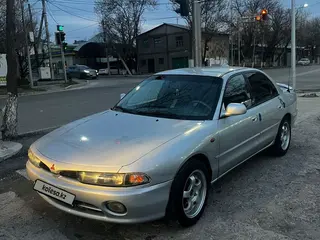 Mitsubishi Galant