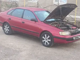 Toyota Carina E