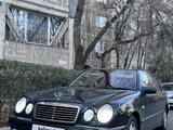 Mercedes-Benz E 320 1998 года за 3 950 000 тг. в Алматы – фото 3