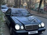 Mercedes-Benz E 320 1998 года за 3 950 000 тг. в Алматы – фото 2