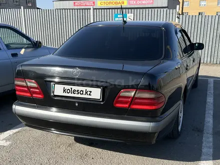 Mercedes-Benz E 200 2002 года за 4 150 000 тг. в Семей – фото 3