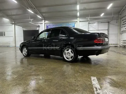 Mercedes-Benz E 200 2002 года за 4 150 000 тг. в Семей – фото 13