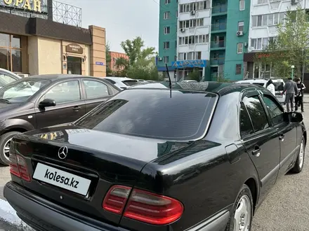 Mercedes-Benz E 200 2002 года за 4 150 000 тг. в Семей – фото 20