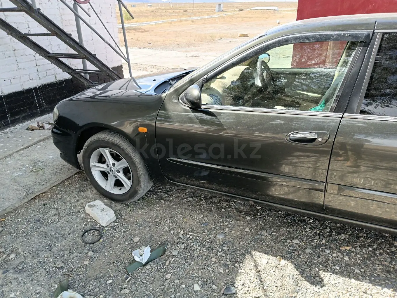 Nissan Cefiro, 1999