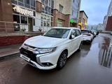 Mitsubishi Outlander 2022 годаүшін11 000 000 тг. в Астана – фото 2