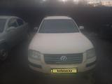 Volkswagen Passat 2003 годаfor1 500 000 тг. в Астана