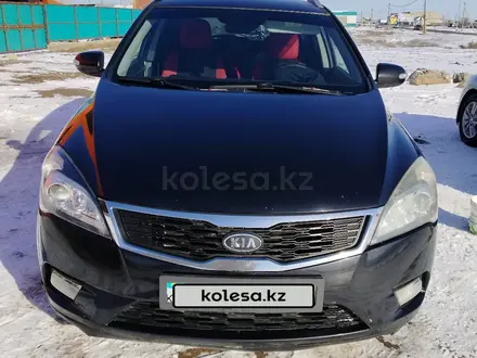 Kia Cee'd 2011 года за 3 500 000 тг. в Атырау