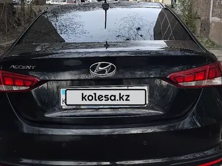 Hyundai Accent 2021 года за 7 400 000 тг. в Караганда – фото 3