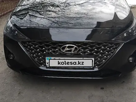 Hyundai Accent 2021 года за 7 400 000 тг. в Караганда – фото 4