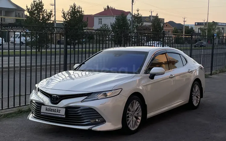 Toyota Camry 2021 годаүшін15 300 000 тг. в Шымкент