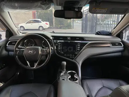 Toyota Camry 2021 года за 15 300 000 тг. в Шымкент – фото 6