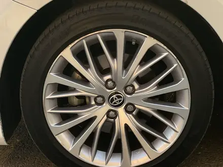 Toyota Camry 2021 года за 15 300 000 тг. в Шымкент – фото 8