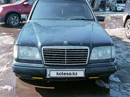 Mercedes-Benz E 200 1994 года за 1 550 000 тг. в Алматы – фото 12