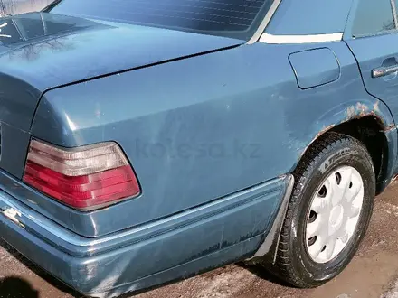 Mercedes-Benz E 200 1994 года за 1 550 000 тг. в Алматы – фото 17