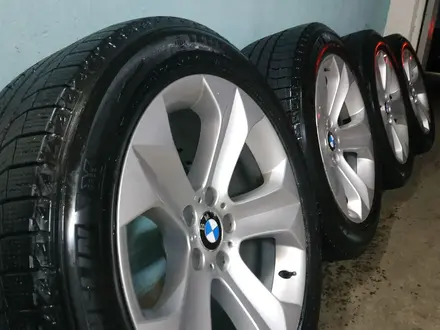 Диски BMW R19 с зимними шинами 255/50 за 480 000 тг. в Алматы – фото 6