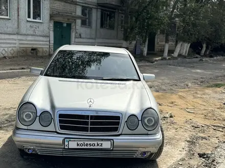 Mercedes-Benz E 280 1997 года за 2 500 000 тг. в Жезказган