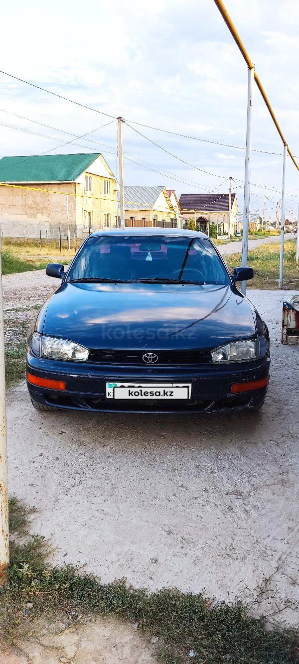 Toyota Camry 1994 г.