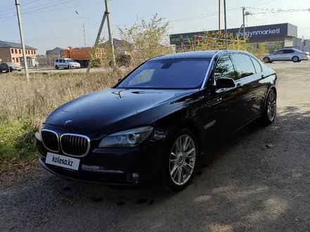 BMW 740 2009 годаүшін9 000 000 тг. в Алматы – фото 13