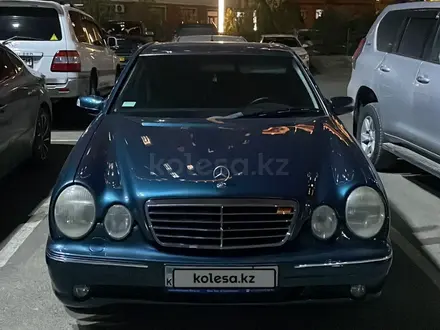 Mercedes-Benz E 320 2001 года за 5 000 000 тг. в Жанаозен – фото 3