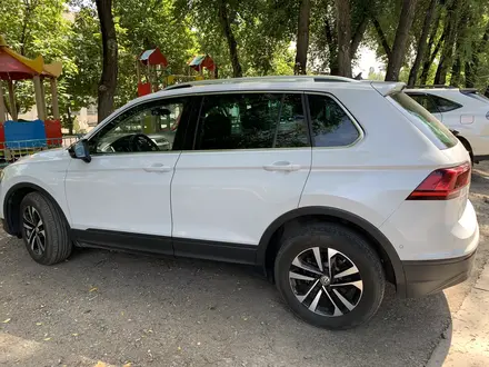 Volkswagen Tiguan 2019 года за 11 770 000 тг. в Алматы – фото 9