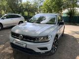 Volkswagen Tiguan 2019 года за 11 770 000 тг. в Алматы – фото 2