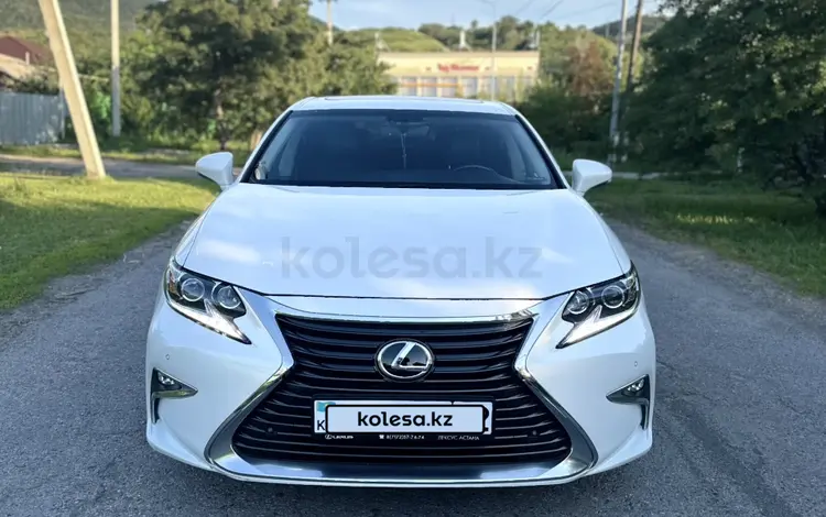 Lexus ES 250 2018 года за 16 500 000 тг. в Алматы