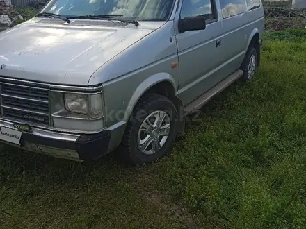 Chrysler Voyager 1989 года за 1 300 000 тг. в Тайынша – фото 2