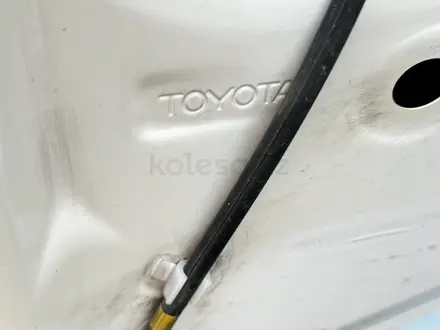Toyota Camry 2016 года за 12 000 000 тг. в Алматы – фото 19