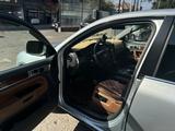 Volkswagen Touareg 2004 годаfor4 700 000 тг. в Алматы – фото 5