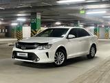 Toyota Camry 2015 года за 10 900 000 тг. в Семей