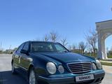 Mercedes-Benz E 320 2000 года за 4 000 000 тг. в Туркестан – фото 2