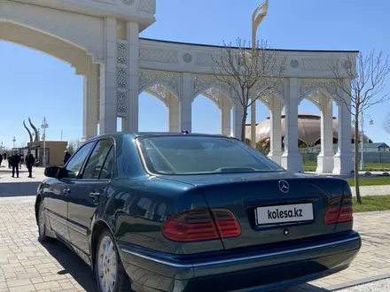Mercedes-Benz E 320 2000 года за 4 000 000 тг. в Туркестан – фото 10