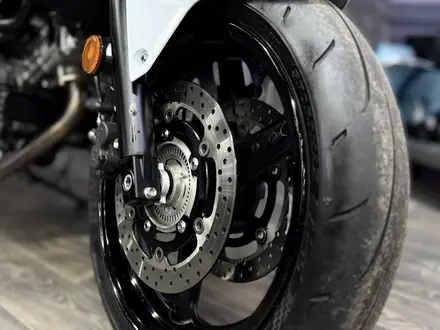Suzuki  SV 650 2011 года за 2 850 000 тг. в Алматы – фото 3