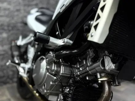 Suzuki  SV 650 2011 года за 2 850 000 тг. в Алматы – фото 6
