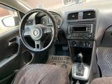 Volkswagen Polo 2014 года за 5 850 000 тг. в Актобе – фото 5