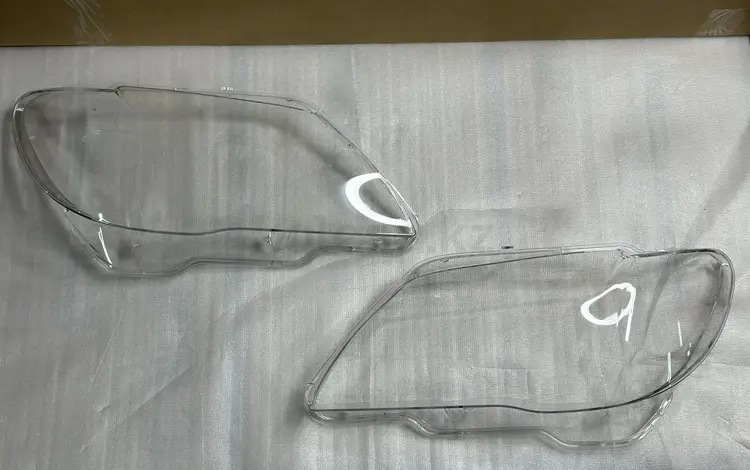 Стекло фары BMW e65 2005-2008 за 23 000 тг. в Алматы