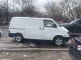 Volkswagen Transporter 1998 года за 3 500 000 тг. в Алматы – фото 2