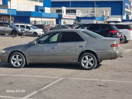 Toyota Camry 1996 года за 3 500 000 тг. в Алматы – фото 5