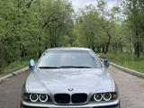 BMW 540 1999 года за 4 200 000 тг. в Алматы