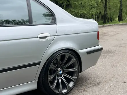 BMW 540 1999 года за 4 200 000 тг. в Алматы – фото 8
