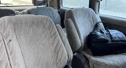 Mitsubishi Space Gear 1995 года за 2 200 000 тг. в Актау – фото 3
