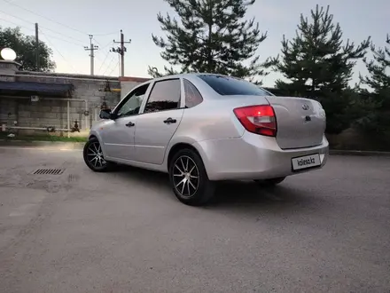 ВАЗ (Lada) Granta 2190 2013 года за 1 700 000 тг. в Алматы – фото 16