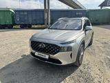 Hyundai Santa Fe 2022 года за 14 500 000 тг. в Алматы – фото 2