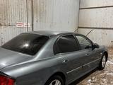 Hyundai Sonata 2002 года за 2 600 000 тг. в Актау – фото 3