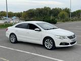 Volkswagen Passat CC 2010 года за 3 600 000 тг. в Алматы – фото 3