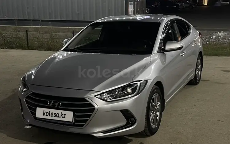 Hyundai Elantra 2018 года за 8 000 000 тг. в Актобе