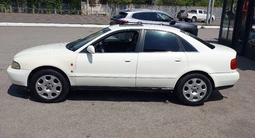Audi A4 1996 года за 1 800 000 тг. в Караганда – фото 2