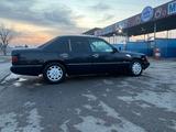 Mercedes-Benz E 260 1992 года за 1 300 000 тг. в Тараз – фото 2