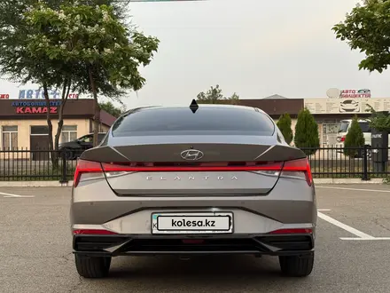 Hyundai Elantra 2023 года за 9 500 000 тг. в Тараз – фото 4